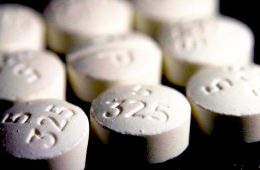 addiction recovery ebulletin coroner warns doctors opioid overdoses