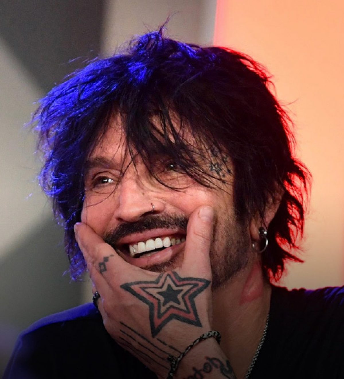 Tommy Lee was 'drinking 2 gallons' of vodka a day